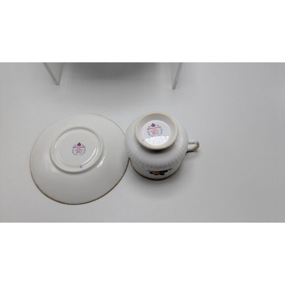 ROYAL DOVER Bone China Footed Teacup Saucer Gold Trim Cottage Rose Elegant - Picture 4 of 16